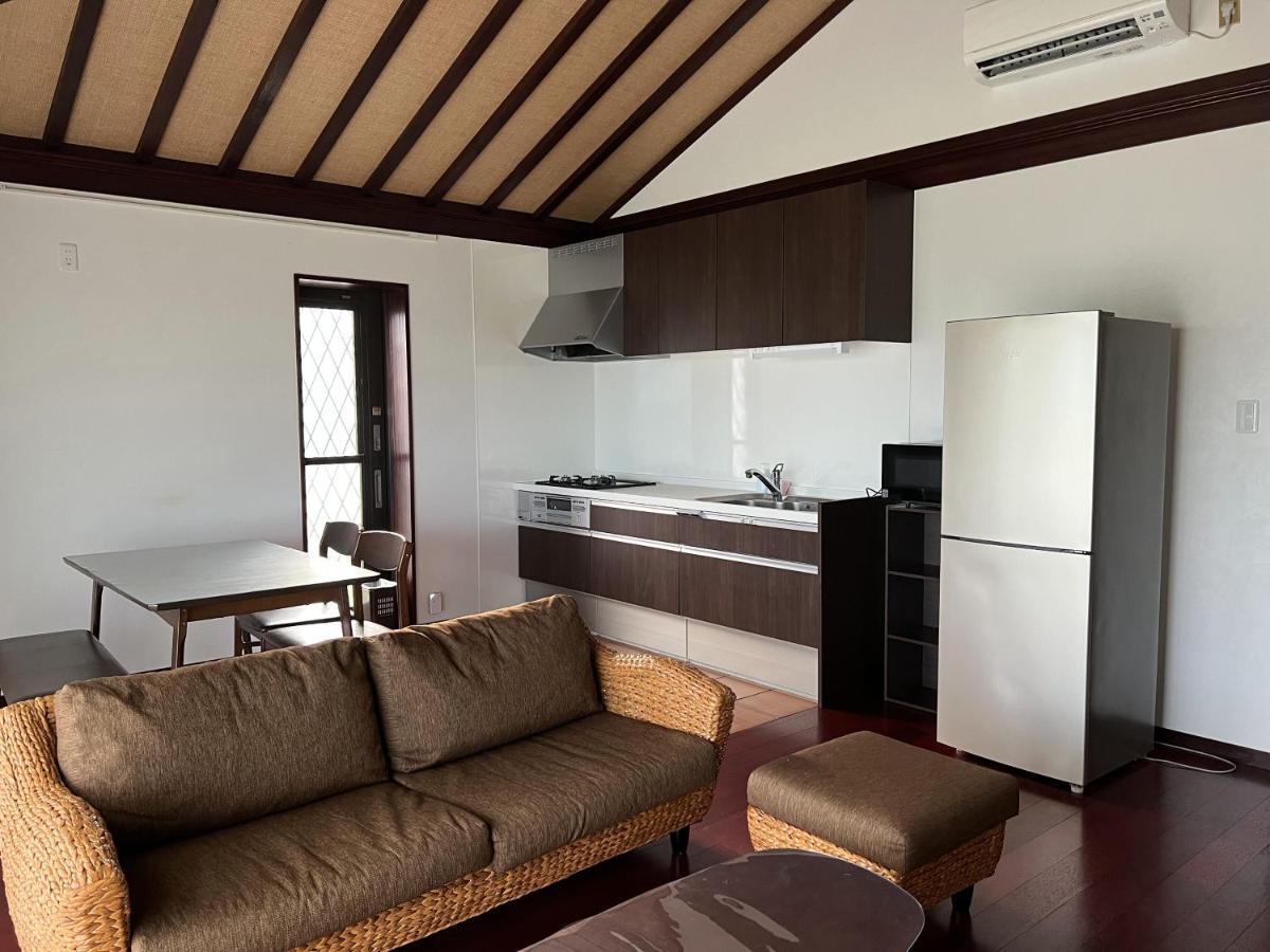Hotel Ocean Hills Kouri à Nakijin Extérieur photo