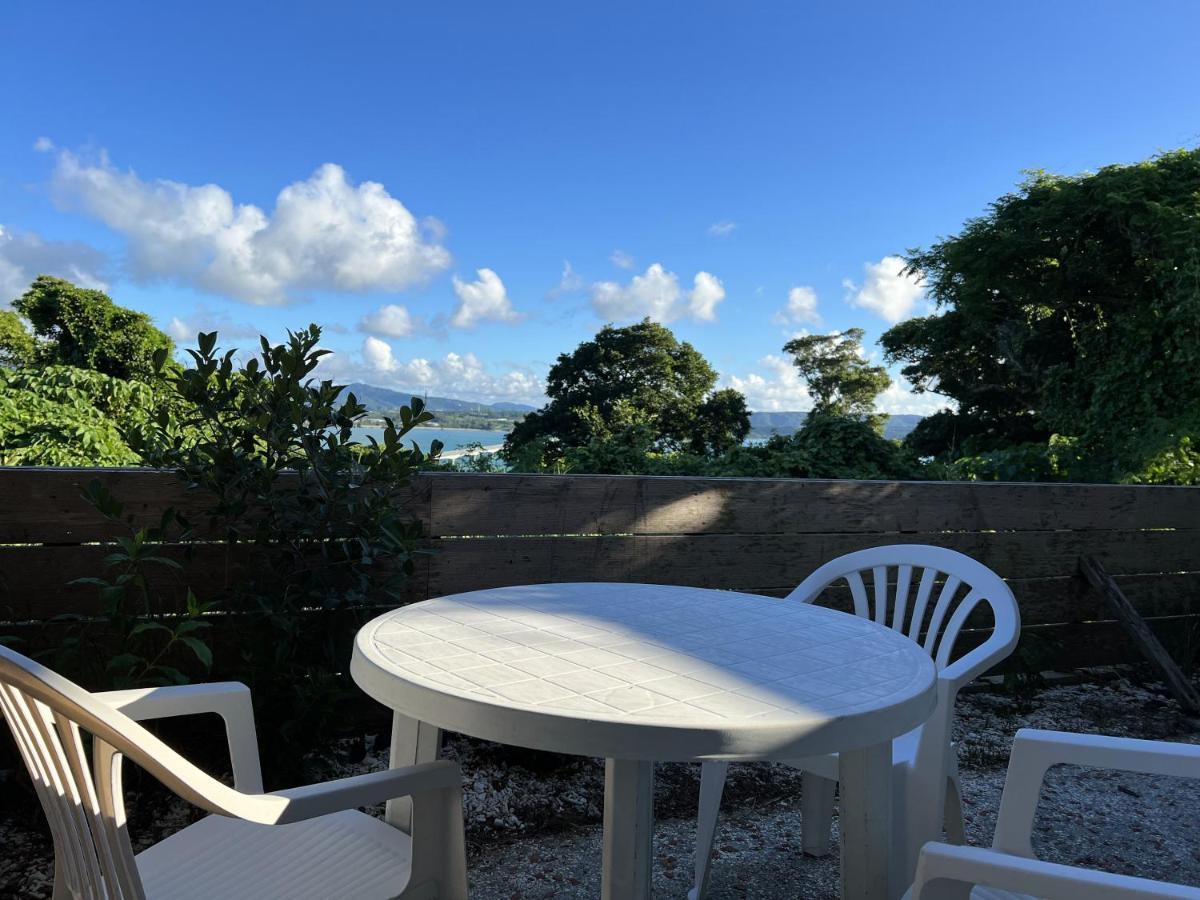 Hotel Ocean Hills Kouri à Nakijin Extérieur photo