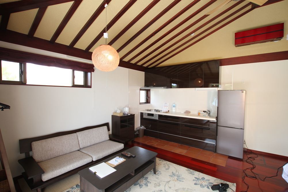 Hotel Ocean Hills Kouri à Nakijin Extérieur photo